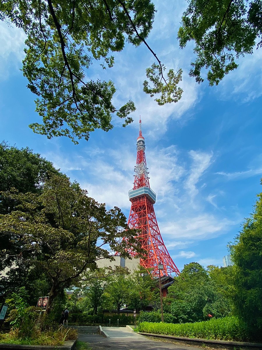 Vique2305's tweet photo. I still cannot believe I finally visited my dreamed country 🥰 , I want to go back asap 🫣 https://t.co/quJS8fs0lL