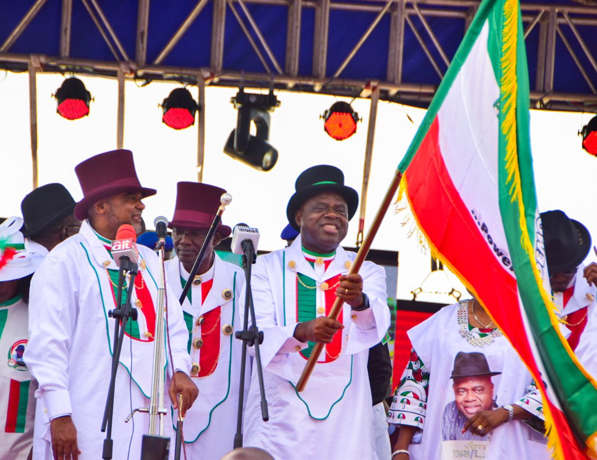govdouyediri's tweet photo. It was a big day yesterday during the grand finale of the PDP gubernatorial campaign rally at the Ox-Bow Lake Pavilion.

It was indeed a festival of love and great solidarity for my re-election. 

I appreciate our father and leader, the former President of Nigeria, H.E. Goodluck Jonathan, GCFR, for his fatherly support, all my colleague governors, National/State Assembly Members, the PDP NWC, as well as the SWC, stakeholders of our party, other well-respected leaders, friends, well-wishers and beloved Bayelsans.

The organic support and your kind words were emotional for me, and the Deputy Governor, Senator Lawrence Ewhrudjakpo and I, don't take it for granted.

I thank you all, and from the depth of my heart, I appreciate you all, and with our renewed mandate on November 11, by God's grace, together, we shall continue with our second phase of good governance.