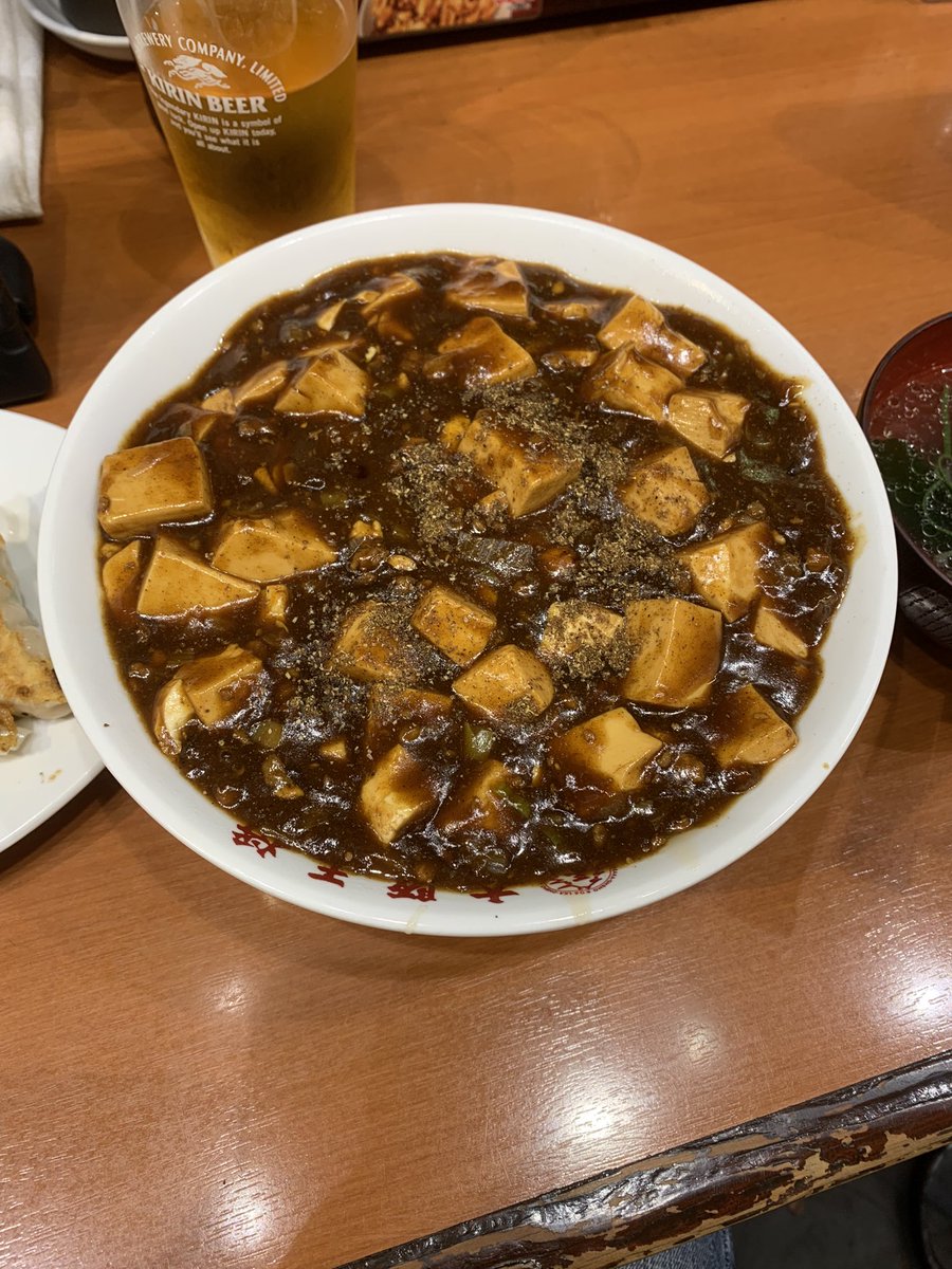tenkas_ryo's tweet photo. 大阪王将で麻婆天津飯を冒険してみました。つか、大阪王将オムライスあったのか！次回はオムライス食べてみます。
#大阪王将
#麻婆天津飯
#ビール
#餃子 https://t.co/pLlGbrSBTo