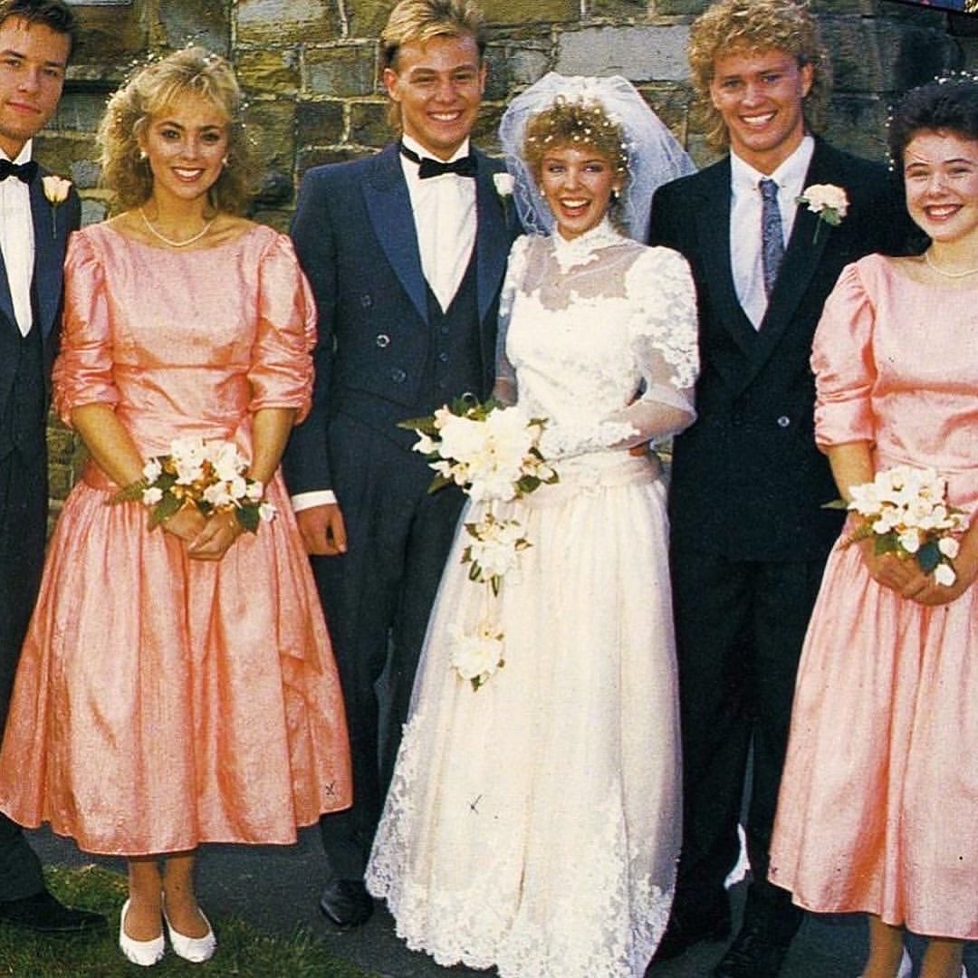teamdonovan_'s tweet photo. #scottandcharlene #wedding first shown on #britishtelevision #35yearsago #today #neighbours #bbc #jasondonovan #kylieminogue @jdonofficial @kylieminogue #scottrobinson #charlenemitchell #weddingday @neighbours 🤵🏼👰🏼💍👩❤️👨💒🍾🥂💍🥰🥰 https://t.co/XQvRoU2YoI