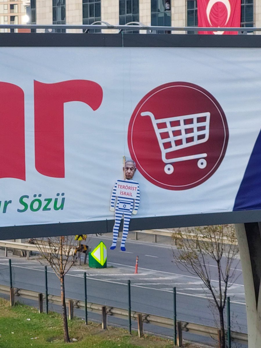 HOAHJDJDJDNZKSNSK