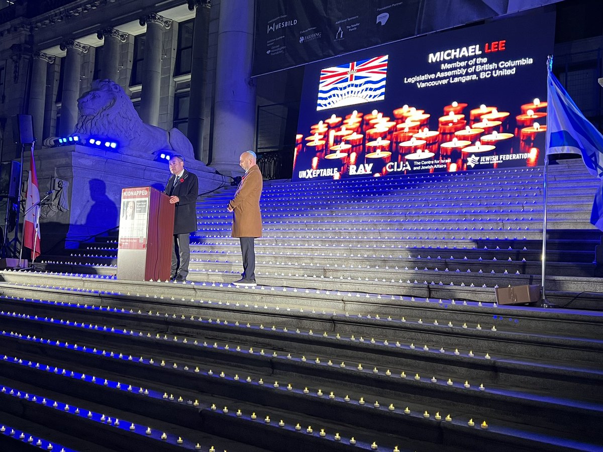 Standing with my people 🇮🇱 The 7th of November marks 30 days since the massacre, kidnapping and barbaric atrocities committed by Hamas on Israeli civilians. 🕯️ Thank you to everyone who joined the Jewish community in Vancouver tonight. We see you. We feel your love 💙