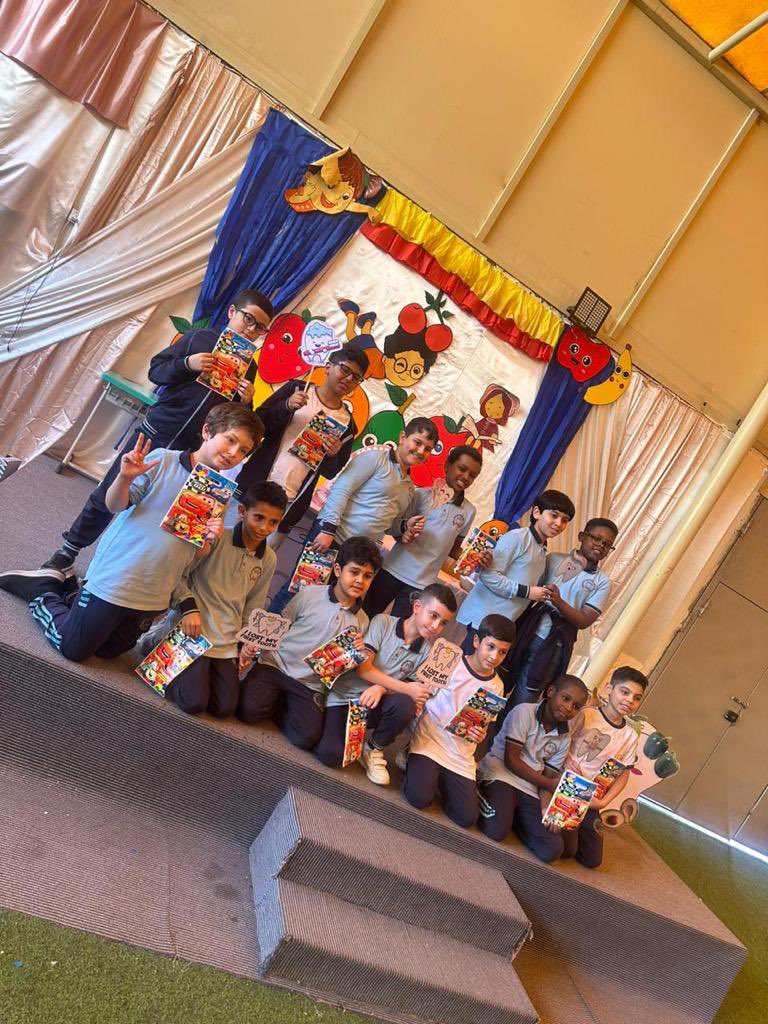 انطلاقاً من دور #الجمعية_السعودية_لطب_الأسنان وتماشياً مع أهدافها وتطلعاتها بالقيام بدور مؤثر وفاعل وإتاحة الفرص التطوعية بمجالات الرعاية الصحية بالفم والأسنان تم اطلاق حملة توعوية تثقيفية في مدارس سرايا الأطفال العالمية 
7 نوفمبر 2023