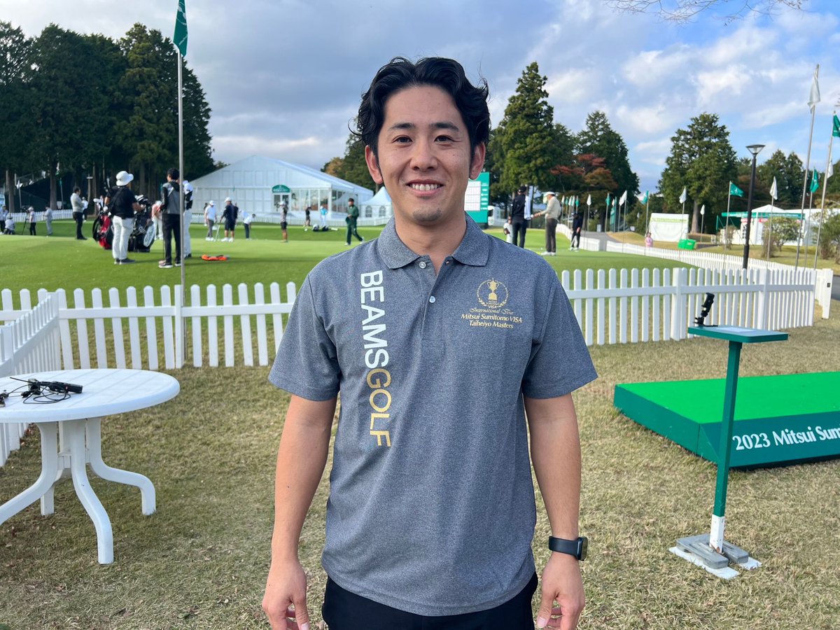 msvtmasters_jp's tweet photo. 三井住友VISA太平洋マスターズでは、
大会に協賛頂いているBEAMS GOLF様とコラボ企画として、大会オリジナルスタッフウェア作って頂きました👏👕

カッコイイ商品に仕上がっています！！

※大変申し訳ございませんが、
こちらの販売はございません🙇

#三井住友VISA太平洋マスターズ
#BEAMSGOLF https://t.co/0y7uMqznxf