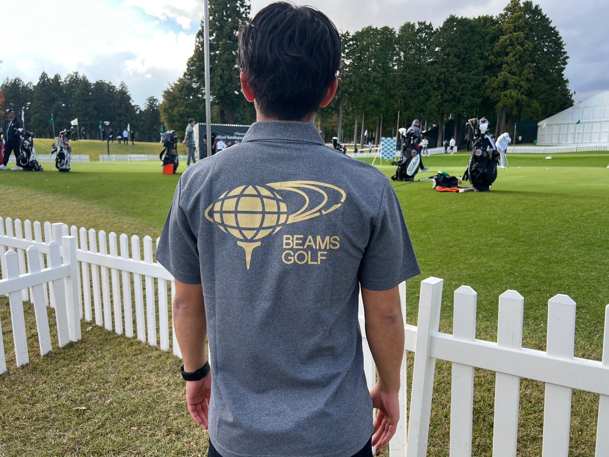 msvtmasters_jp's tweet photo. 三井住友VISA太平洋マスターズでは、
大会に協賛頂いているBEAMS GOLF様とコラボ企画として、大会オリジナルスタッフウェア作って頂きました👏👕

カッコイイ商品に仕上がっています！！

※大変申し訳ございませんが、
こちらの販売はございません🙇

#三井住友VISA太平洋マスターズ
#BEAMSGOLF https://t.co/0y7uMqznxf