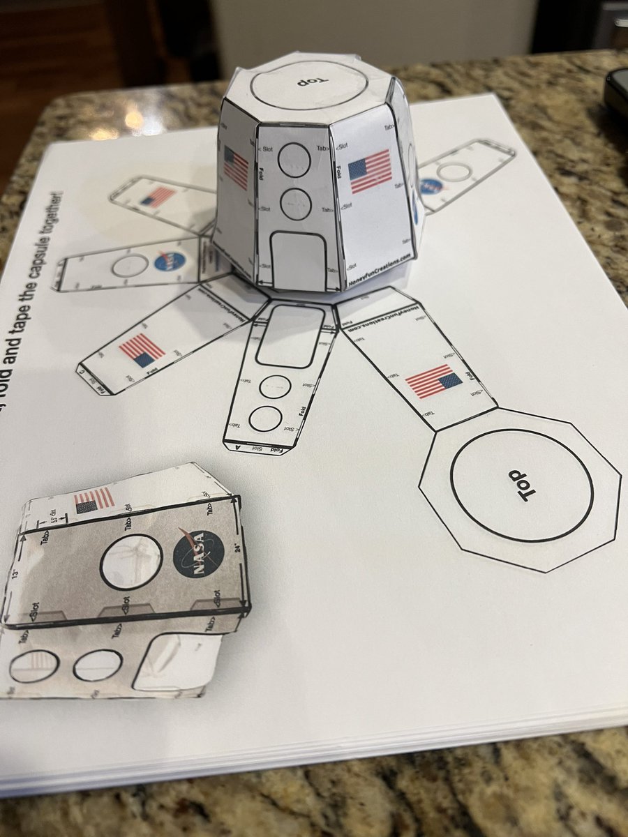kevinhoneycutt's tweet image. Model is done! Lots of kids and parents making small space capsules. They don’t yet know that we’ll build and appoint a big one after that! #spacefun