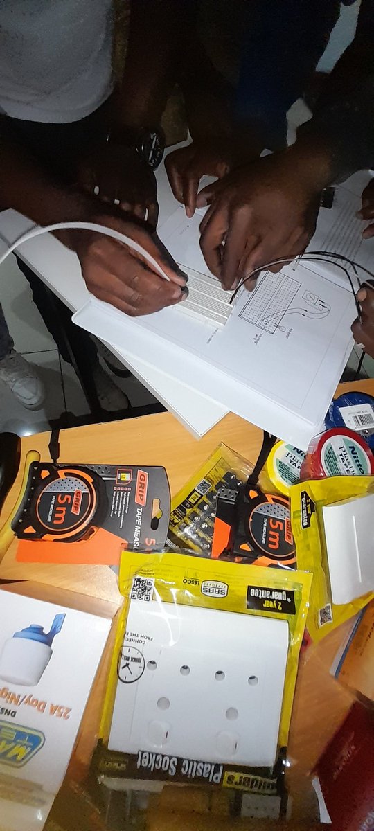 Angela Ludek tweet media