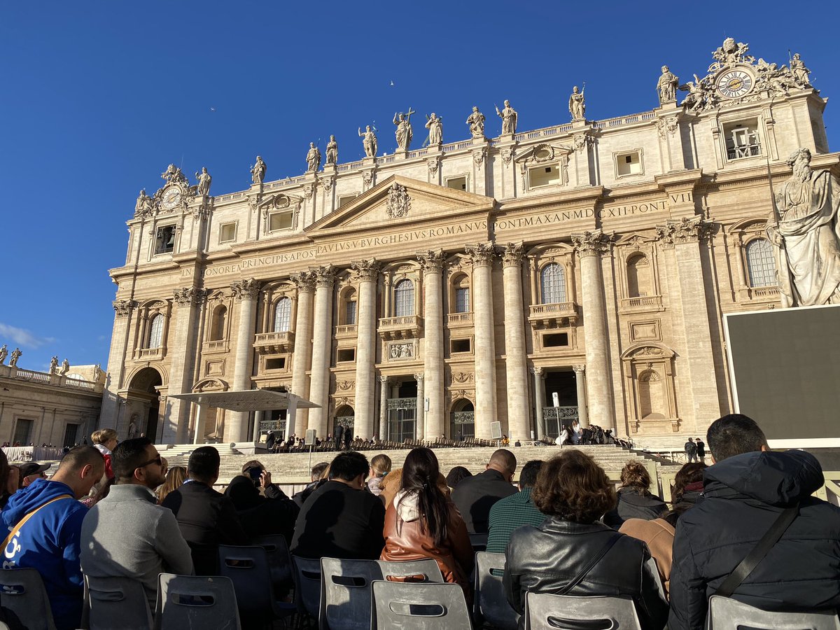 Getting ready for the #GeneralAudience with Pope Francis ✝️🙏🏻❤️‍🔥🇻🇦⛪️.