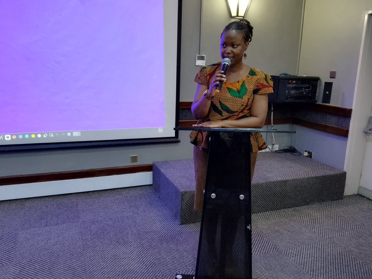 BAMutingwende's tweet photo. Dr. Vimbai Samukange of welcomes delegates to AUDA-NEPAD workshop on 'Strengthening Institutionalized Capacity in Genome Editing in Biotechnology Research and Development through Strategic Partnerships, Alliances, and Linkages with Institutions of Higher Learning. https://t.co/wla4wjXka8