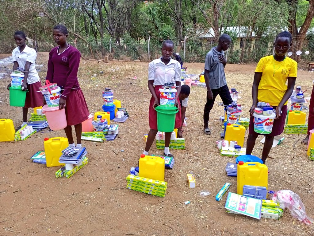 STFUganda's tweet photo. #STFupdates: Children from poor families in Karamoja being supported to access education will have an impact not only on the community but also on Uganda in general.
Thanks Embassy of @IrlEmbUganda for the continued support. We look forward to work with more children🥰💪 https://t.co/PPrQVYSfx1