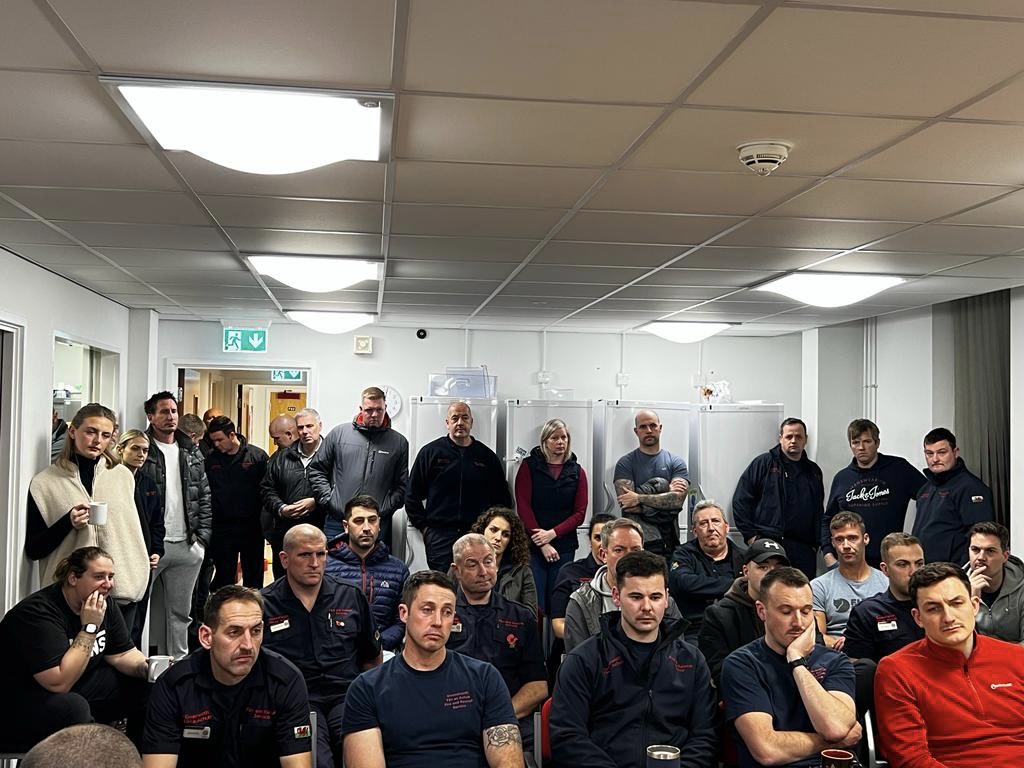 Standing room only and out of the door last night! A long time since we’ve seen such an attendance at an FBU meeting, such is the current strength of feeling at proposals to downgrade fire cover at Rhyl and Deeside. Thanks for coming everybody! ⁦@fbunational⁩