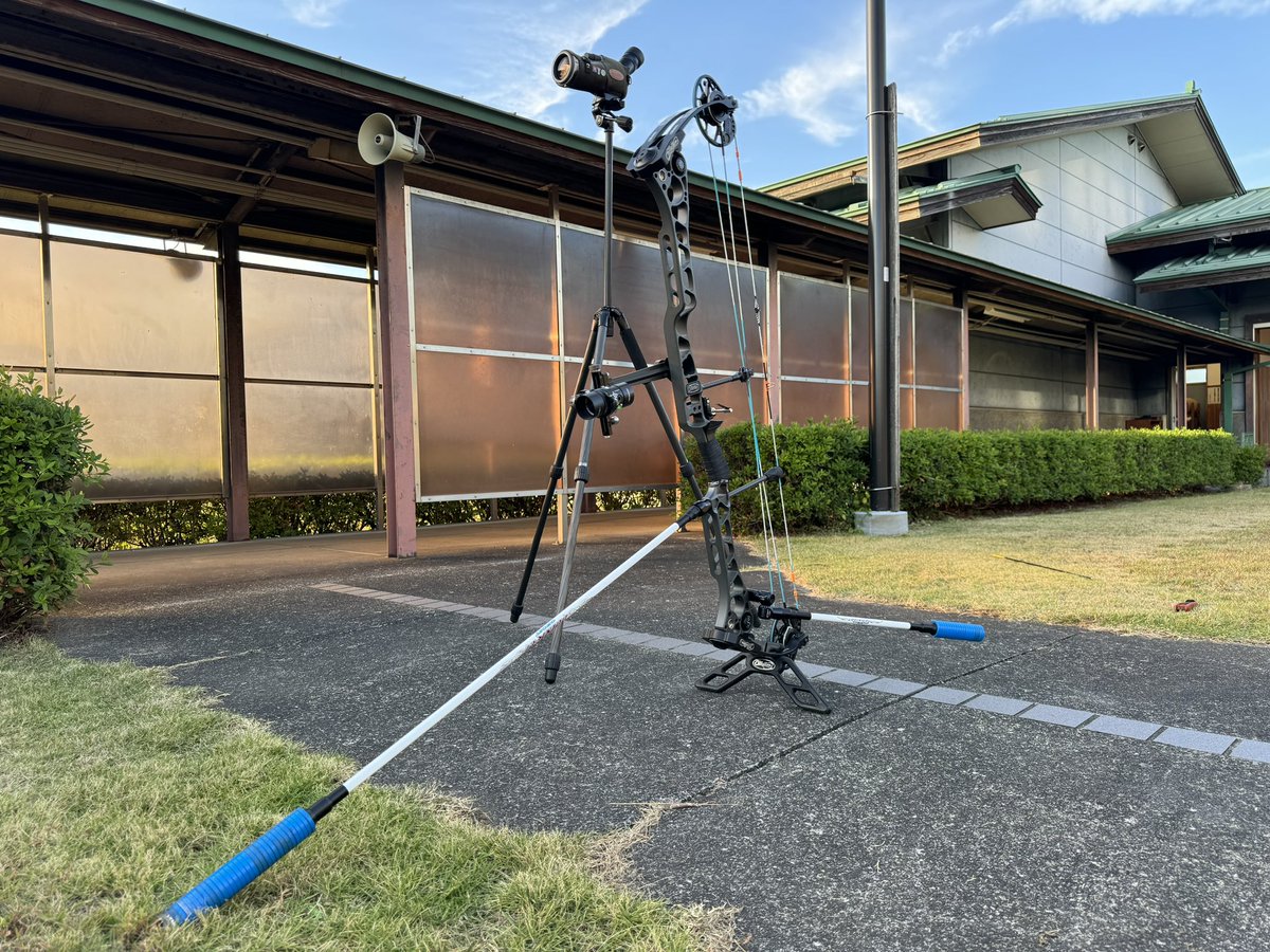 Ryo_poohcp's tweet image. DoinkerのGHOST白色だから少し心配してたけど思ったより色が合って良かった🏹

#アーチェリー
#Doinker
#GHOST