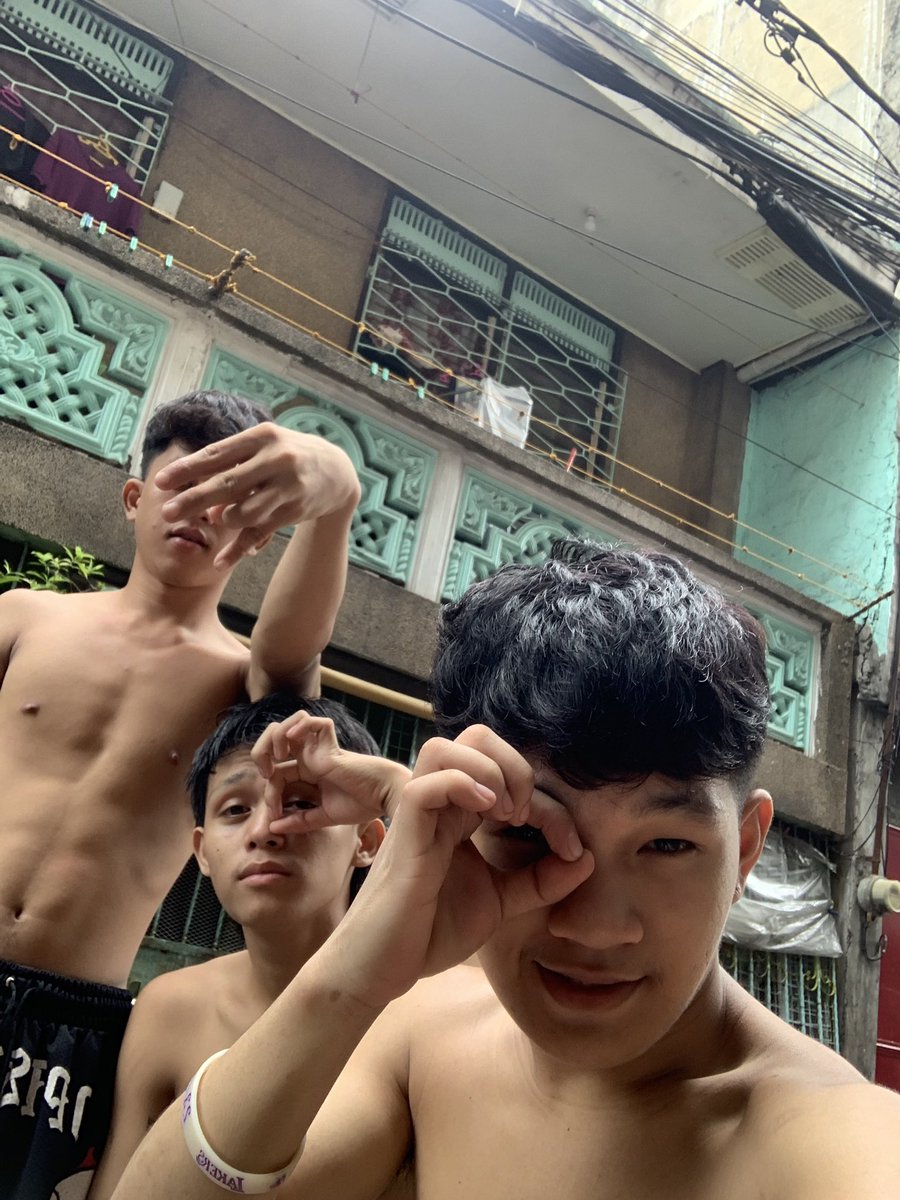 bongdelubyo's tweet photo. go getta✌️ https://t.co/5RWPwunlBs