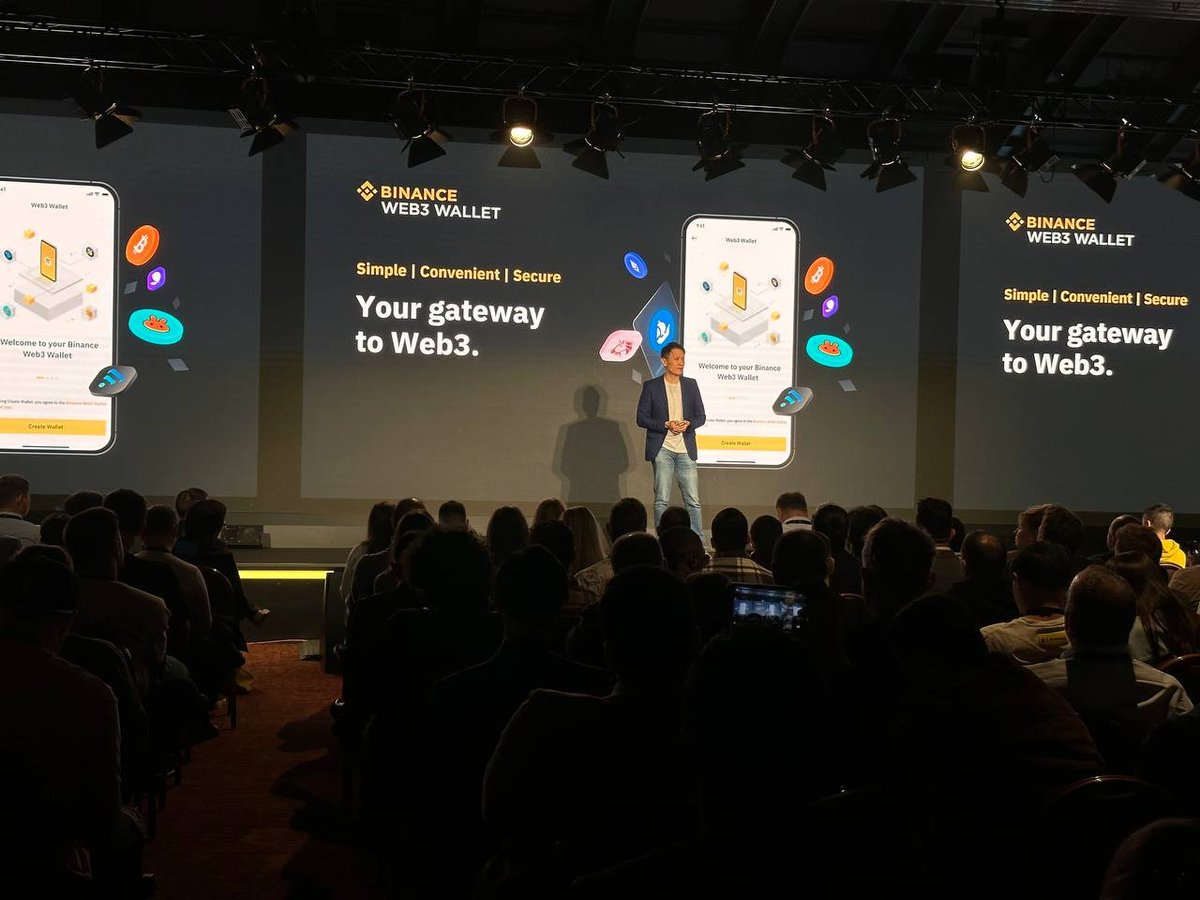 #BinanceBlockchainWeek has just started. 

Livestream: binance.com/en/live/video?…