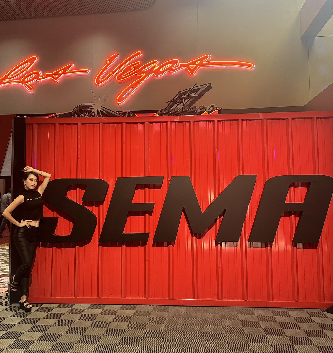 SEMA SHOW in Las Vegas❤️‍🔥　
無事4日間の出演を終えました💐

世界最高峰のカスタムカーショーで吸収した事は、バッチリ次に活かしていきます🗽