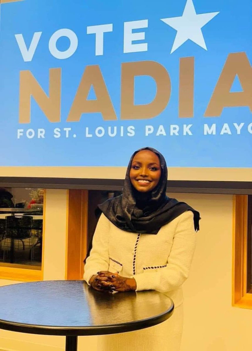 Congratulations Nadai Mohamed who has been elected by the Minneapolis suburb St. Louis Park, as the state’s first Somali American Mayor🇺🇸 🇸🇴🇺🇸🇸🇴