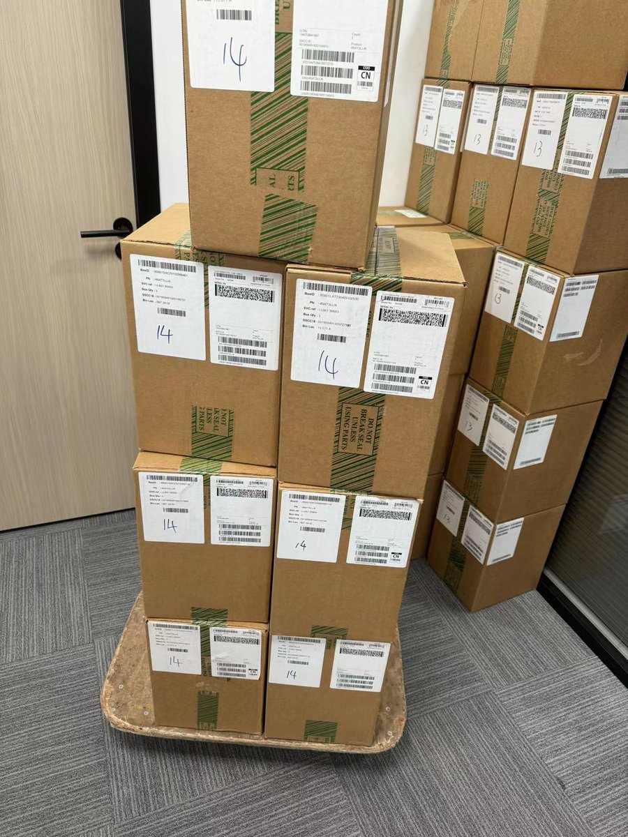ChristinaSunfl's tweet photo. WTS

iPhone12 pro max, original box, CPO
Grade A++

We have already packaged well and arranged shipment to our dear client today.

#iphone12promax #iphone12pro #iphone12 #apple #smartphones #mobilephone #iphone15promax #ios17 #electronics #renewed #usedphones #reused #secondhand https://t.co/VJCyAGjkVx