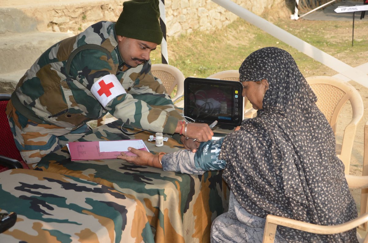 FatimaB62073964's tweet photo. #Shifa-E-#Awaam medical and health awareness camp  Organised At government boys school binner on 8 Nov 2023 by #RashtriyaRifles #Baramulla. 
@464646 @adgpi @Baramulla46 @ChinarcorpsIA 
@awazebaramulla @BaramullaLovers @DCBaramulla 
@NorthernComd_IA @ddnewsSrinagar https://t.co/1UJutgi3AB
