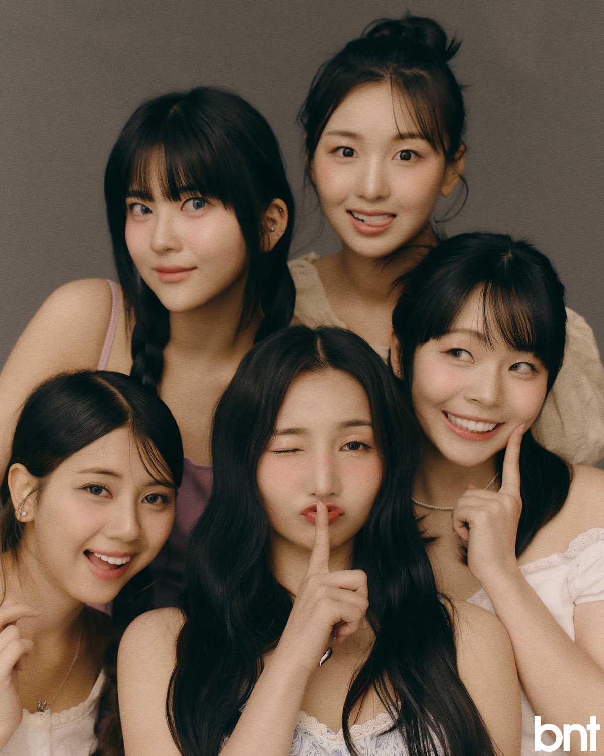 F-ZdyyibEAAyMu1?format=jpg&name=large