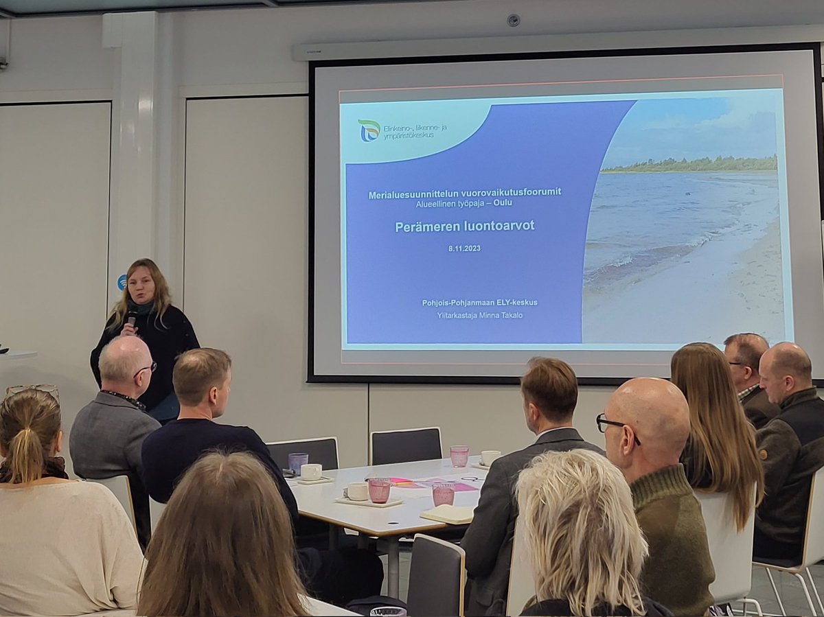 Merituulivoiman vuorovaikutusfoorumit jatkuvat tänään <a href="/oulunkaupunki/">Oulun kaupunki, Oulu</a>. Päivän avasi <a href="/yministerio/">Ympäristöministeriö</a> ja <a href="/ppliitto/">Pohjois-Pohjanmaan liitto</a>. Alueelliset terveiset fokusoivat talvimerenkulun ja merituulivoiman yhdistämiseen, <a href="/POPtulvat/">PohjoisPohjanmaanELY</a> nosti esille luontoarvoja kuten #EMMA alueet sekä meriharjuksen kutualueen.