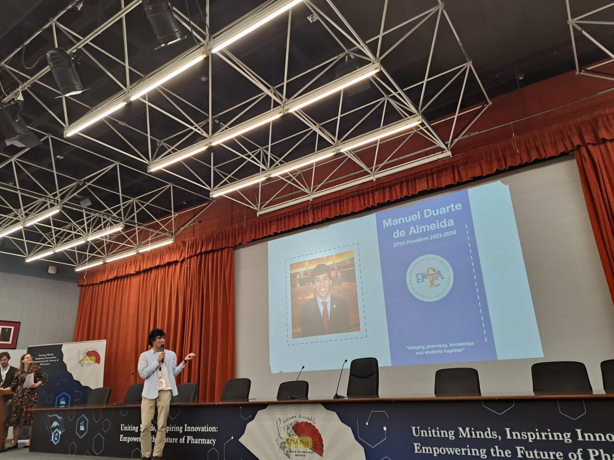 #EPSAAA23 | Presentation of <a href="/EPSA_Online/">EPSA</a> and it's diverse projects and activities by our President <a href="/Manuel_EPSA/">Manuel Duarte de Almeida</a>, as part of the official opening of the Educational program of our event by the theme:

"Artificial Intelligence in Healthcare" 🧠