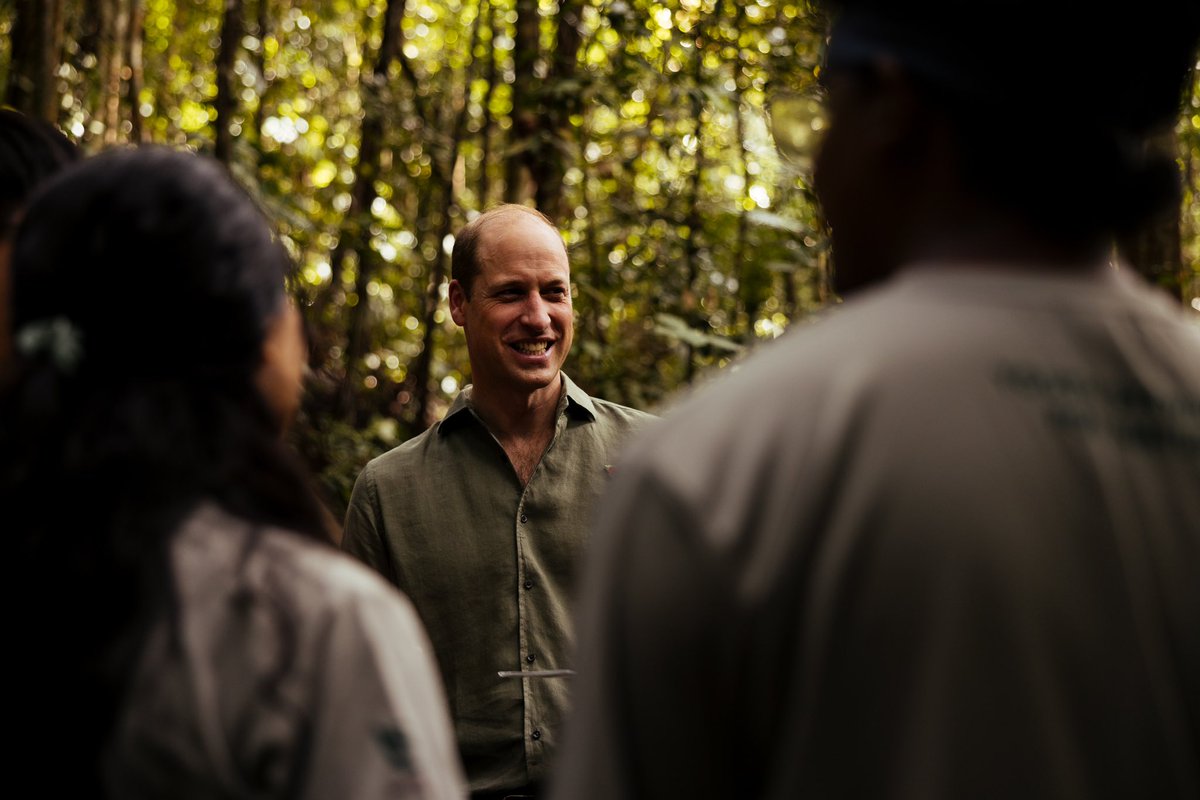 KensingtonRoyal's tweet photo. A pleasure to explore Singapore’s incredible TreeTop Walk with Deputy Prime Minister Lawrence Wong. What a fantastic place that takes you right to the heart of the rainforest, being cared for and protected by a brilliant team doing so much to restore our planet. https://t.co/RernZEsSuv