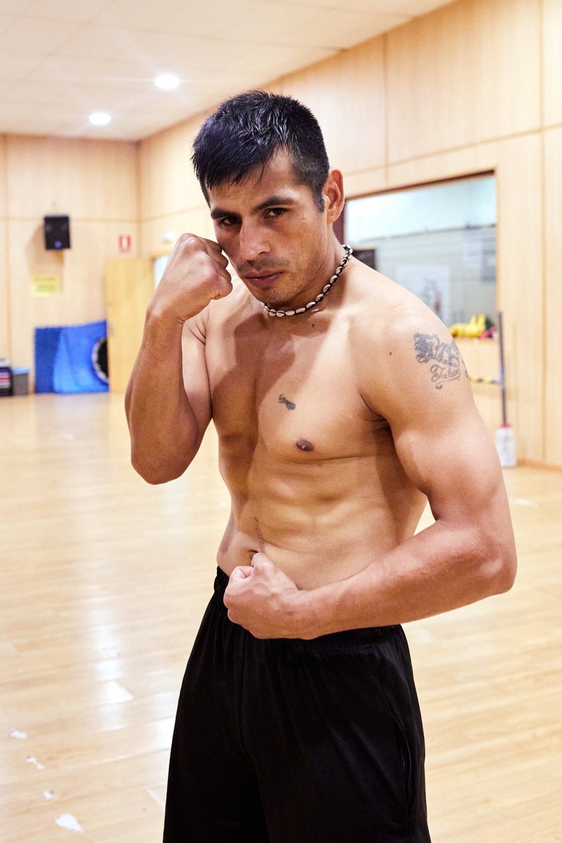EuskoBox's tweet photo. #Boxeo Ricardo Fernández #MATEO viaja este fin de semana a Gran Canaria. Su rival, el excampeón WBC Youth del peso ligera, Chocolatito Santana, un orfebre del pugilismo. Pero Mateo no es bronce, es hierro. Vaaaamos!!
#Logrono #BarruBoxing #LaRioja #SantaCruzDeLaSierra #Bolivia https://t.co/hfnxhJMRL7