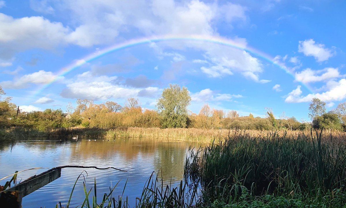 Just like every cloud has a silver lining, every 🌈 means the 🌞 is shining. It's #wetlandswednesday. Please sign the petition to #protectthegwentlevels