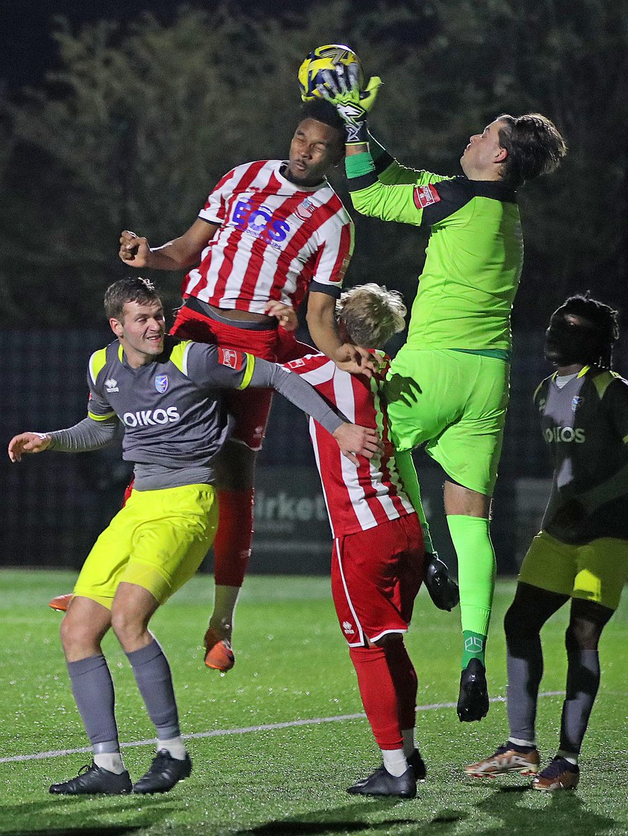 NickyHayesPhotos tweet media