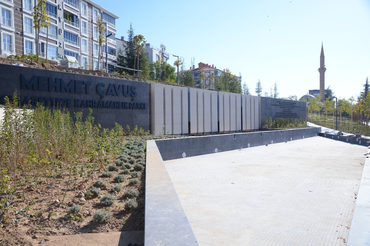 MEHMET ÇAVUŞ CESARETTEPE KAHRAMANLAR PARKI ÇALIŞMAMIZDA SONA YAKLAŞTIK; SÖZ VERDİK, YAPIYORUZ… Çanakkale Savaşı’nın kahramanlarından Kırşehirli Mehmet Çavuş’un da adını yaşatarak gelecek kuşaklara aktarmayı amaçladığımız alanda çalışmalarımız sona yaklaşıyor.