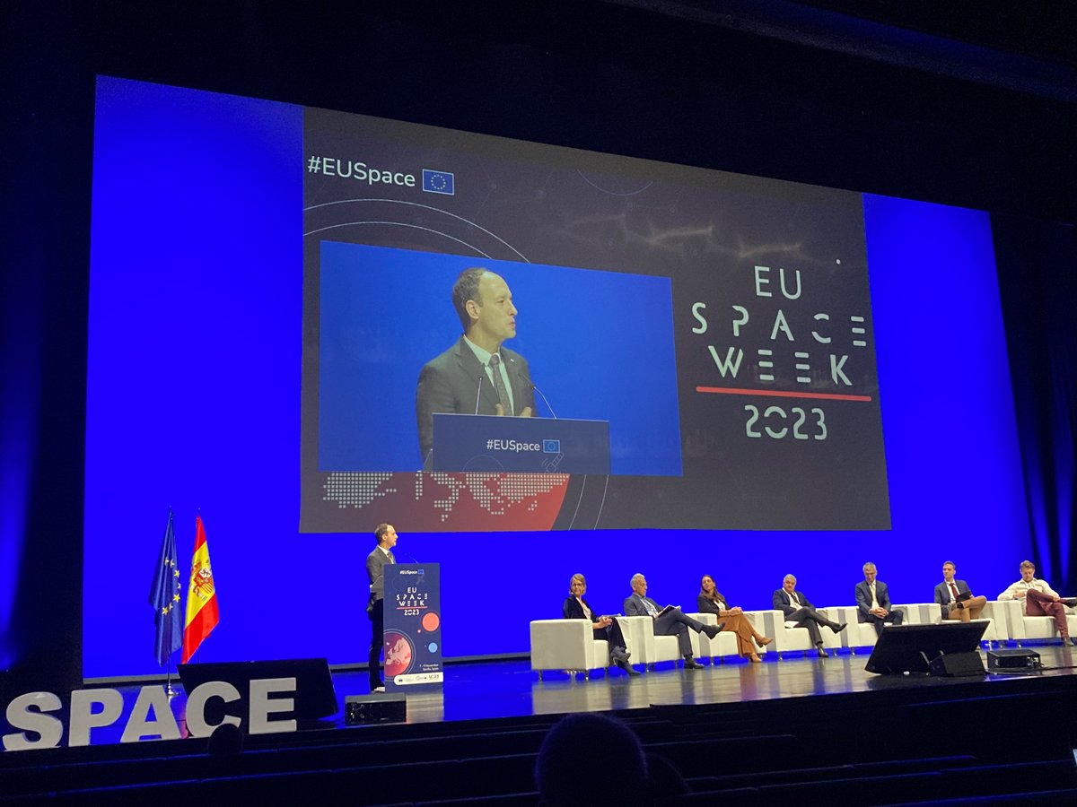 GalileoService's tweet image. Live from the #EUSpaceWeek
Breaking up the space bubble. There is no single space system that can solve all issues, we need synergies to create solutions. @EU4Space  - EU Agency for the Space Programme #space4society #euspace #eusw
