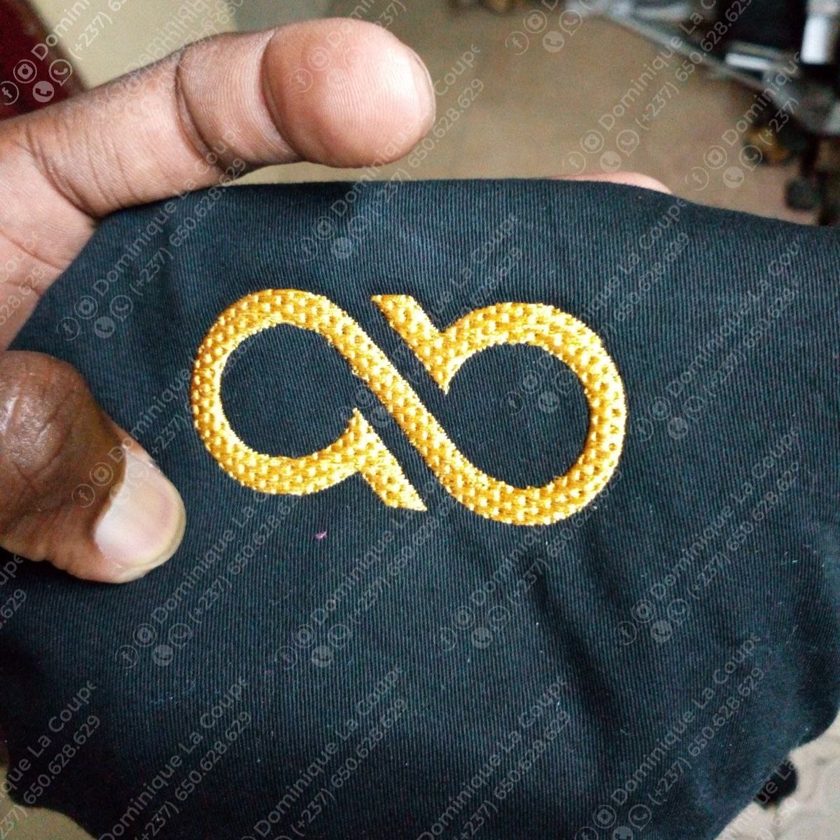 La broderie industrielle, un moyen efficace de promouvoir votre entreprise. Personnalisez vos vêtements et accessoires avec votre logo et faites rayonner votre marque !

whatsapp.com/channel/0029Va…

📞(+237) 650628629
📩dlacoupelle@gmail.com
📍Douala /Akwa /rue Drouot.
#Broderie