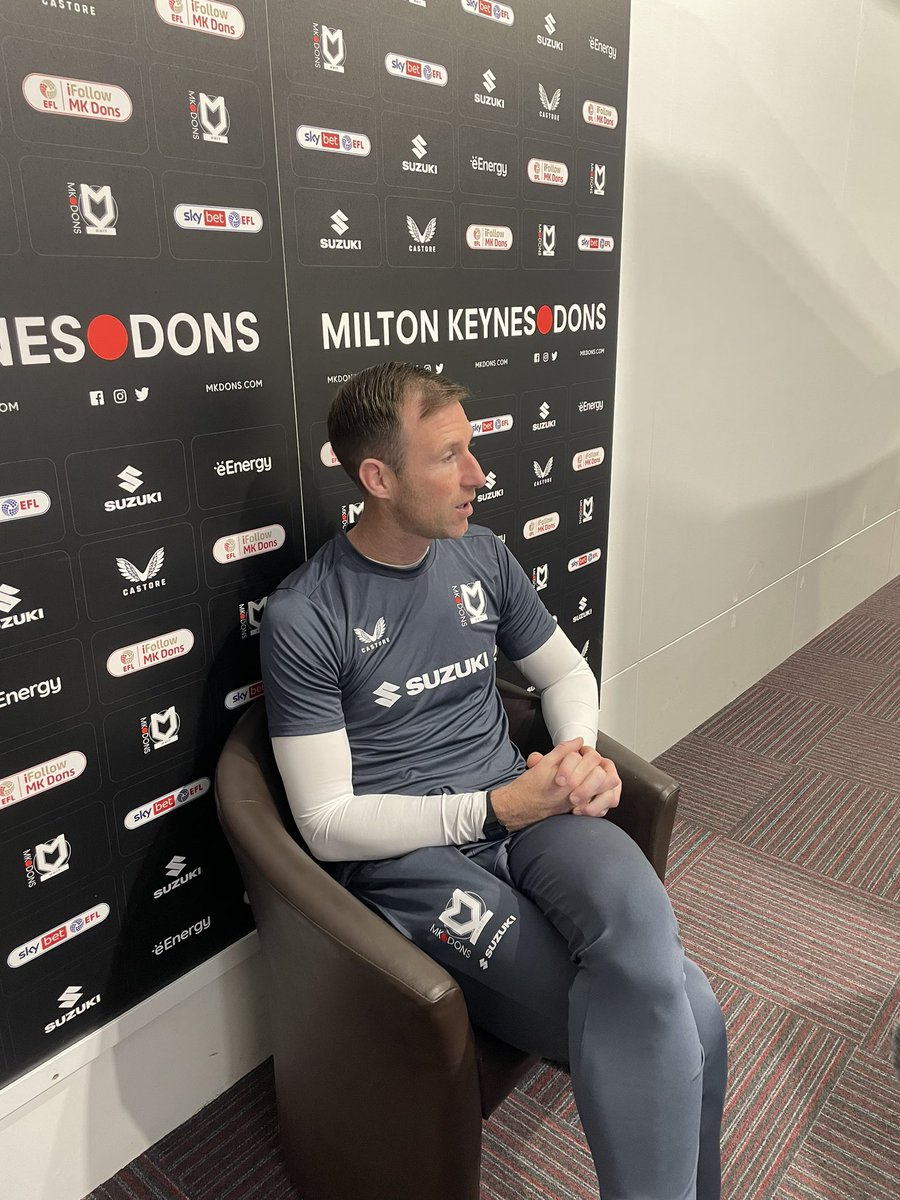 Head Coach Mike Williamson is meeting with the media this morning to preview his side’s upcoming trip to Newport County 🎥 Watch his press conference in full on iFollow MK Dons from 6pm 📺