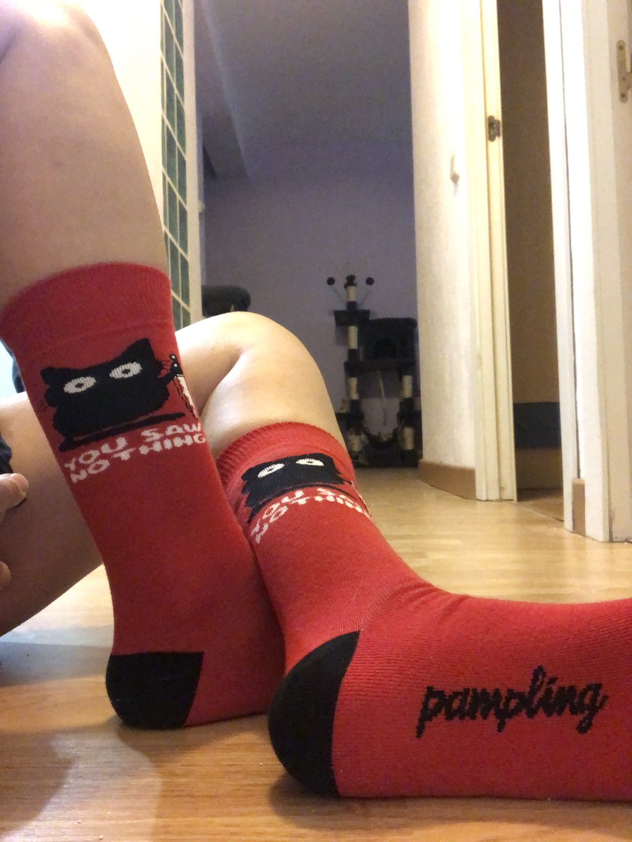 A por el miércoles de la mano de <a href="/PamplingNews/">Pampling 👕</a> , si hacéis pedido y metéis el código : MONIK, os regalan unos calcetines como estos, hay mogollón de modelos 🥰❤️👏🏻