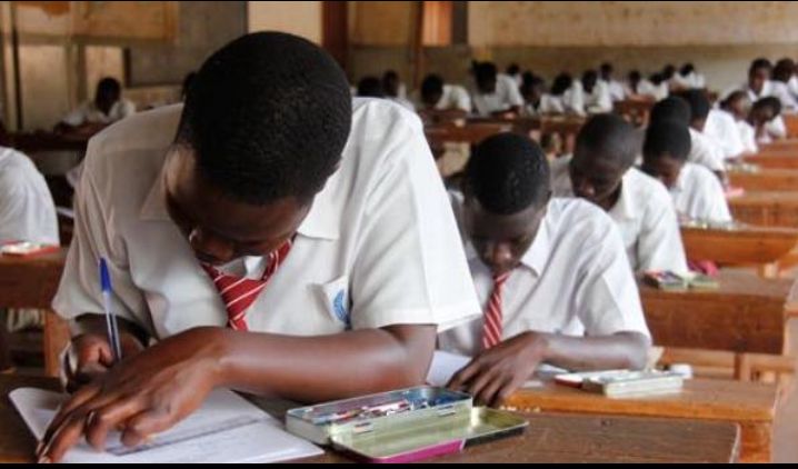 AwrLightFM's tweet image. Awr-102.9 Light Fm wish you all the best in your PLE exams.May your hand work, commitment and dedication bring you to success.Be the best you can be and study hard so you can get the results you deserve.wishing you success.
#LightFm
#TheVoiceOfHope