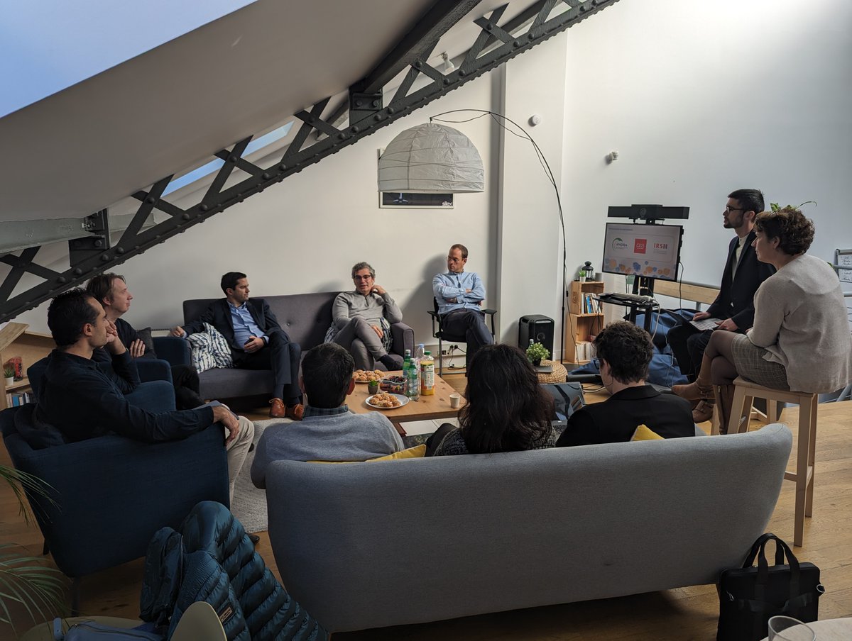 Hier, on lançait notre premier club utilisateurs pour nos clients du secteur nucléaire !
On accueillait dans nos bureaux trois acteurs majeurs du nucléaire français : <a href="/Andra_France/">Andra</a>, <a href="/CEA_Officiel/">CEA</a> et <a href="/IRSNFrance/">IRSN France ➡️ @ASNR_Fr 📌</a>.