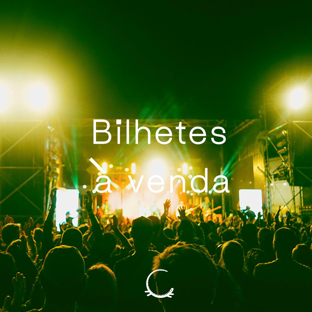 Bons_Sons's tweet photo. O BONS SONS realiza-se de 8 a 11 de agosto de 2024 e os bilhetes já estão à venda.

O valor inicial é 40€ (passe geral com direito a campismo) e as unidades são limitadas ao stock existente. À venda em https://t.co/qRlRCF5XzN, Ticketline e no SCOCS.

Vem viver a Aldeia!💛 https://t.co/J1YE5E39dV