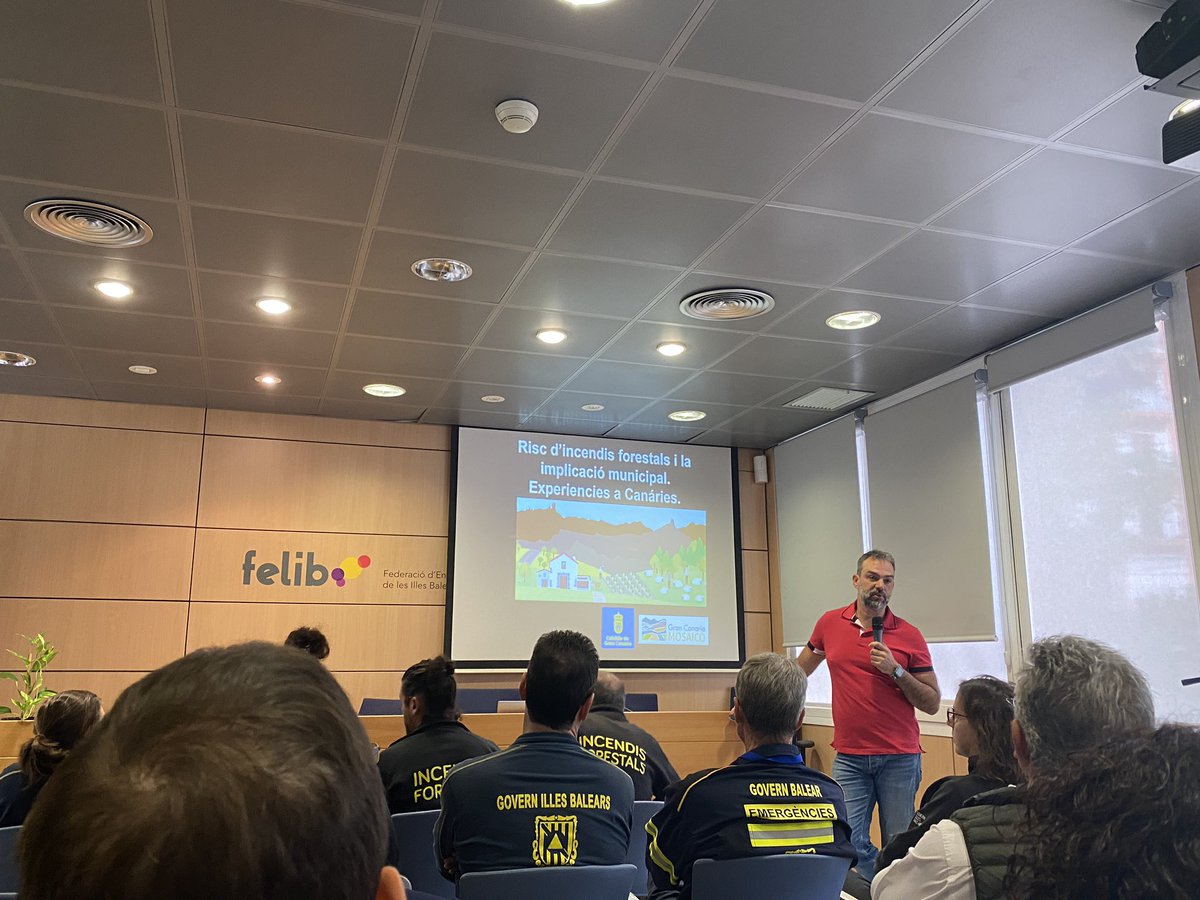 forestal_adf's tweet photo. Participació en la III Trobada de responsables municipals
sobre la gestió d’incendis forestals a nivell municipal i el nou INFOBAL https://t.co/DP1shQ9fAT