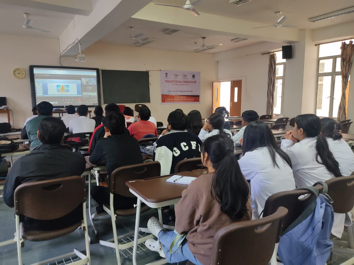 NeiahShill2000's tweet photo. Ayurveda Carrier guidance and motivational online lecture for Transitional curriculum by Prof (Dr)P. K Goswami Dean, Faculty of Ayurveda, IMS, BHU, Varanasi for Students of NEIAH under Ayurveda Day 2023 on 08/11/2023 @cari_guwahati @moayush @CCRAS_MoAyush @ https://t.co/qbevIZPPrA