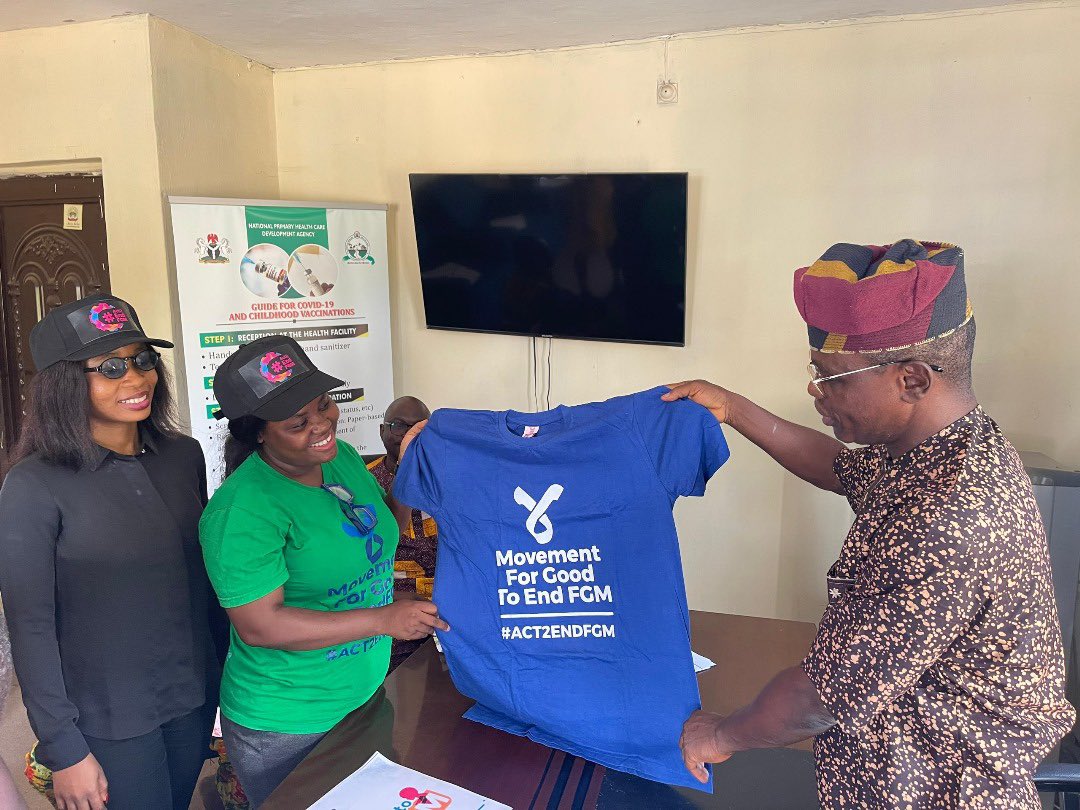 Gendermobile_NG's tweet photo. interventions to eradicate #FGM in the state.

He also expressed concern about FGM being a cultural practice and recommended leveraging social media to promote the campaign and raise awareness.

#EndFGM #Act2EndFGM #Movement4GoodEndFGM #gendermobile https://t.co/5glK2s1zWp