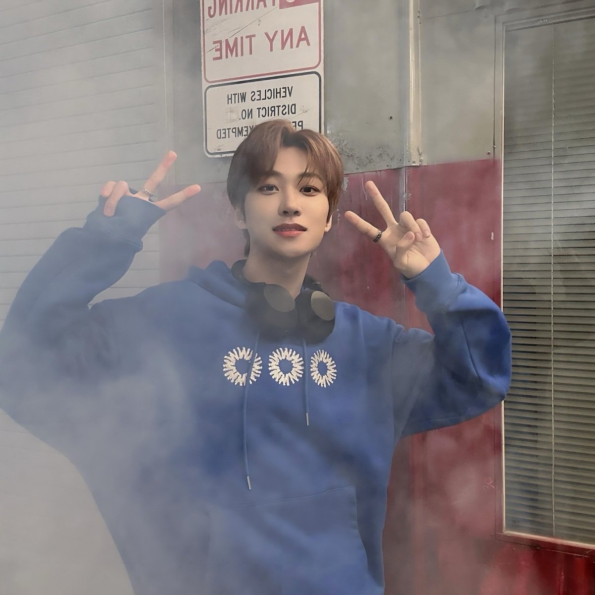 DVOL_official's tweet photo. 2023.11.08 8PM (KST)
#DVOL #U LIVE at Youtube

https://t.co/SIIdK8zH6H https://t.co/heQqXQEhYG