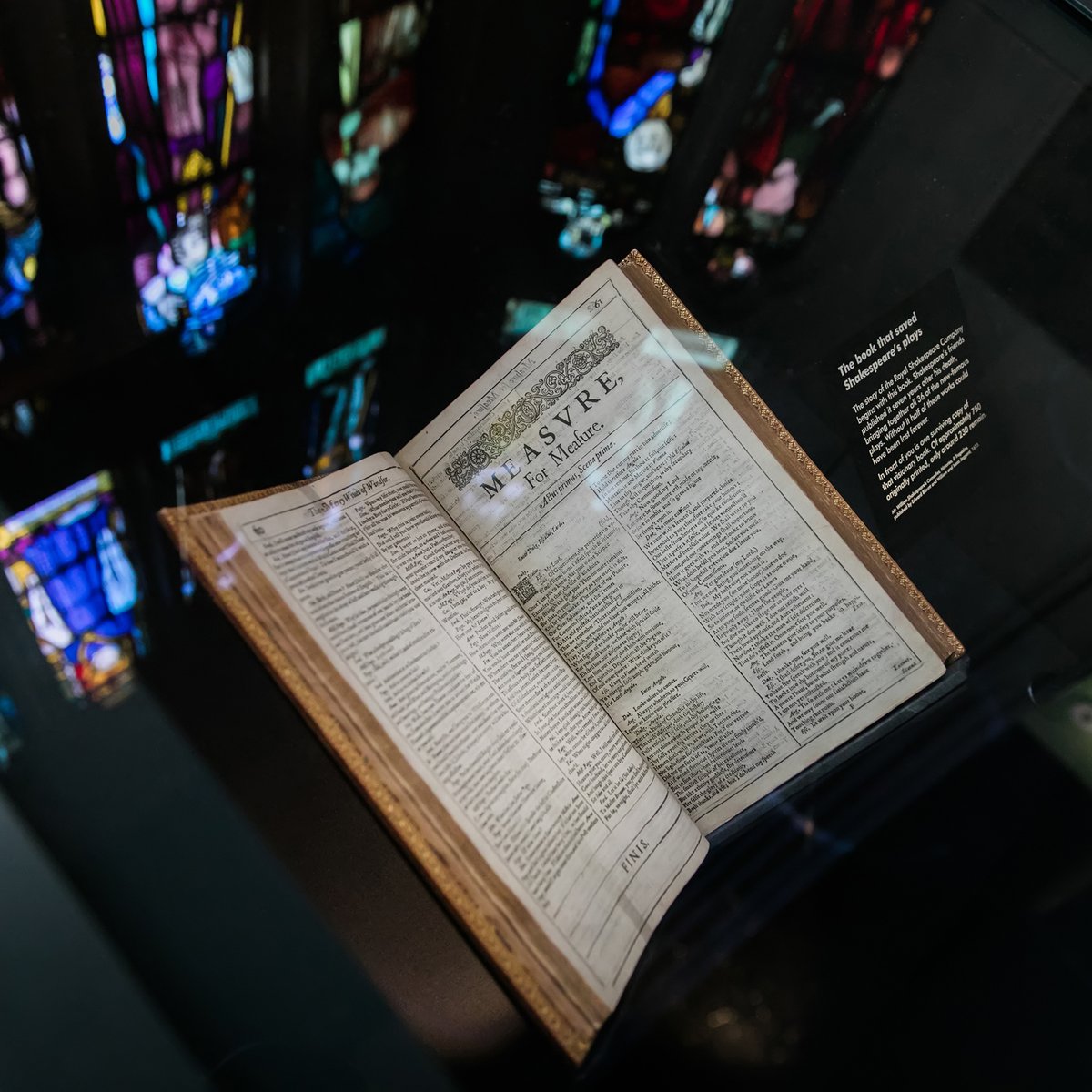 📜 Today marks the 400th anniversary of the First Folio being published 🎭🎉

Without this first printed edition of Shakespeare's collected plays, we would have lost half of his dramatic work to history as many of the plays hadn't been printed before

#Folio400