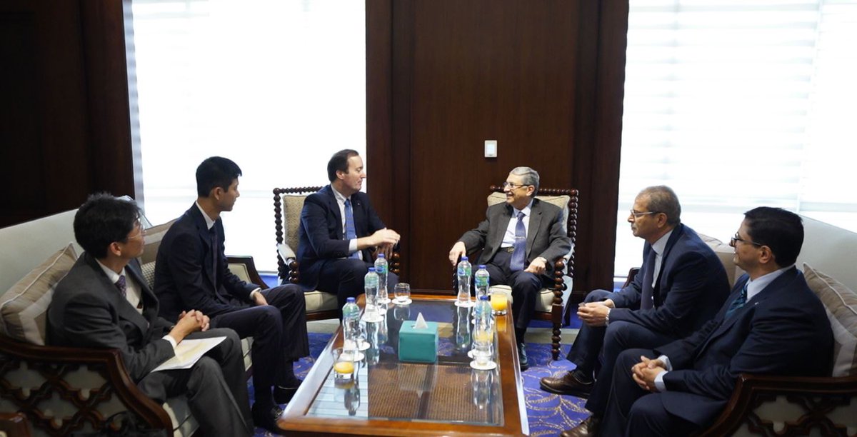 JavierCavada_JC's tweet photo. From #COP7 to #COP28
Discussing with #Egypt's Government, determination to reach 42% #renewables in 2030 is clear
Passing the baton to #UAE we've a big opportunity for real commitment and action
Emissions must reduce by 43% this decade
#UniteActDeliver #changeinpower @Power_MHI https://t.co/03l1e5q92l