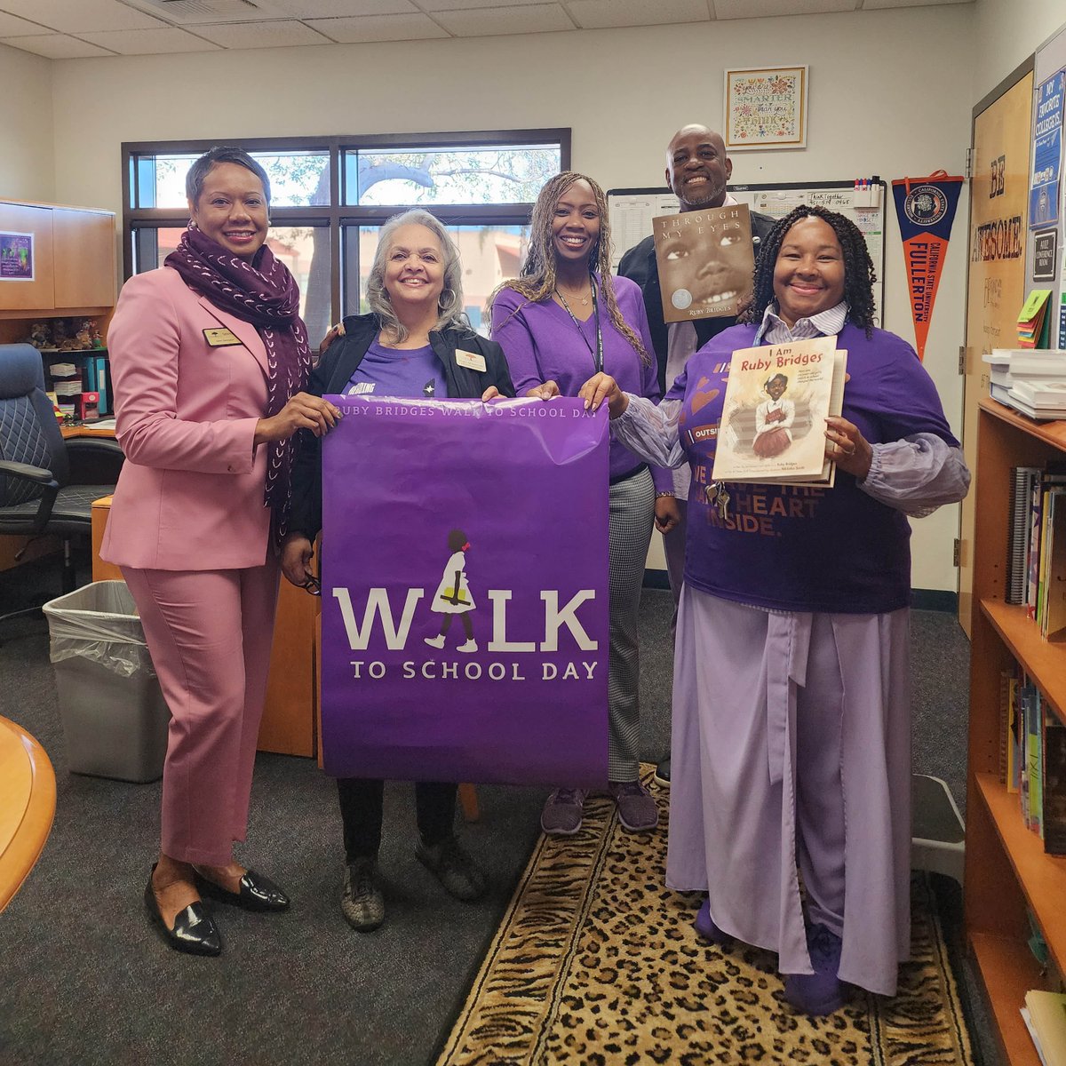 MorenoValleyUSD's tweet image. Chaparral Hills Elementary's Ruby Bridges Walk honored a pioneer for justice. Ruby Bridges' bravery propels us to walk united, breaking down barriers. Together, we stride towards a future built on unity. #RubyBridges #mvusdgobeyond #chaparralhillselementary