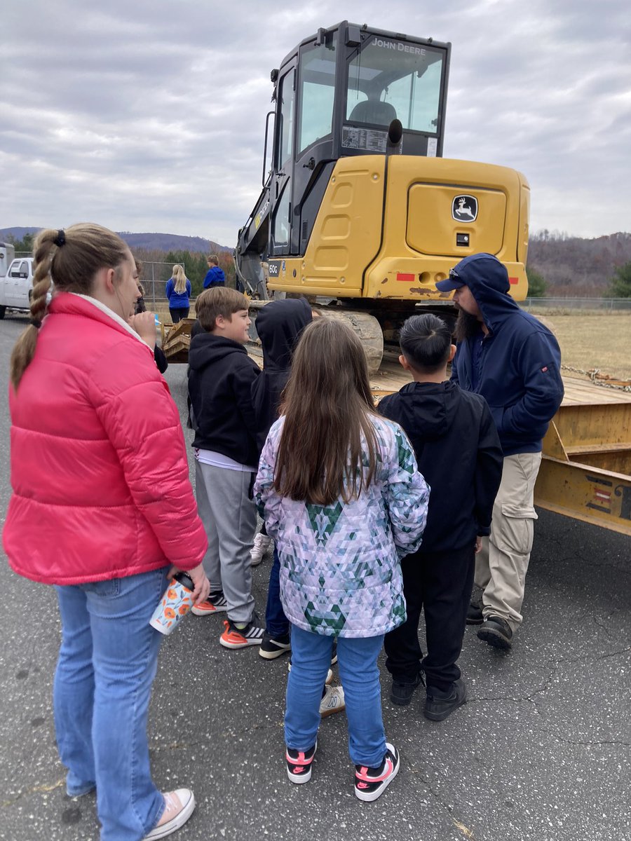 @NorthCoveElem @pgelementary & @mes_bulldogs 4th & 5th graders explored careers at today’s Career on Wheels Day. Thank you to all our professionals who made this a success!   That’s how @McDowell590 rolls! @MaryFinley13 @mcscte