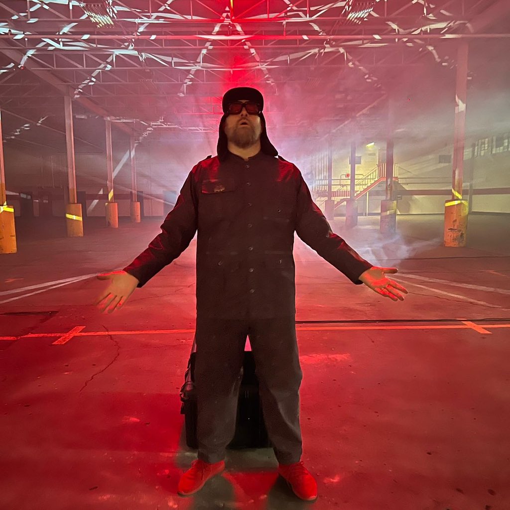 BarclayCrenshaw's tweet image. As you may have heard I’m going on hiatus as Claude VonStroke next year. I’m so excited to focus on my birth-name project, Barclay Crenshaw. Welcome to any new followers who have come over from the VonStroke or Dirtybird pages. A new bass era begins! 

laylo.com/barclaycrensha…