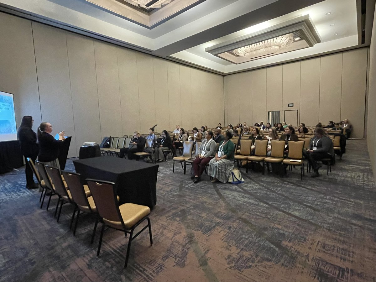 Highlighting yesterday’s oral session “Cancer Screening Among Native American and Indigenous Populations” moderated by our Programming Co-Chair Dr. Michelle Shin <a href="/UWSoN/">School of Nursing</a> <a href="/APHAAnnualMtg/">APHA's Annual Meeting & Expo</a>