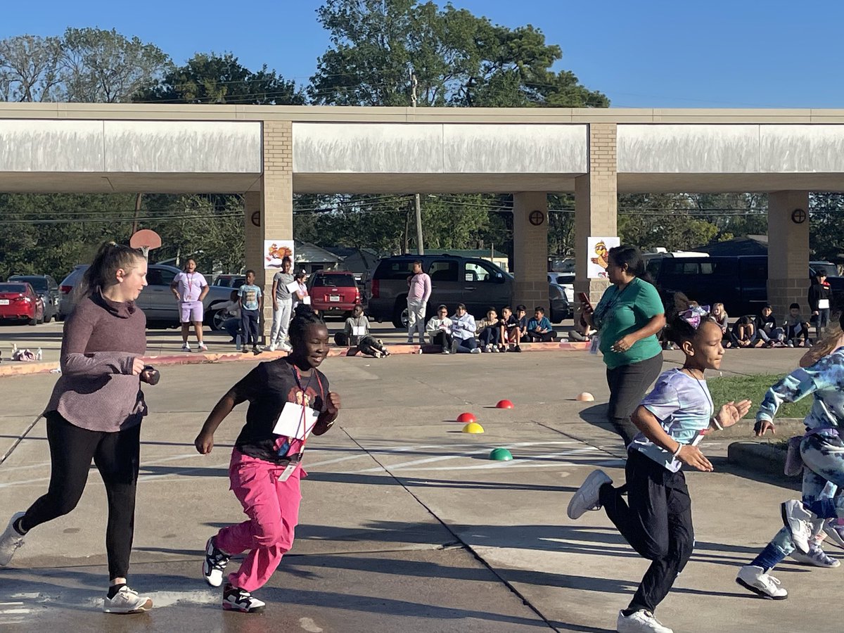 🦃🏃‍♀️🏃‍♂️ Gobble, gobble! The annual Turkey Trot races were a blast at our school today! 🎉🎈 Students and staff alike laced up their running shoes and hit the pavement with excitement. 🏅🌟 #TurkeyTrotFun #SchoolCommunity #StayActive