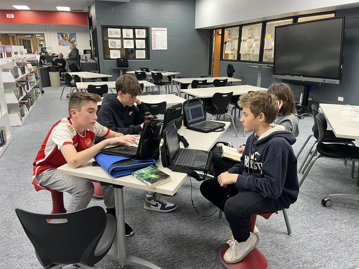 omalley_tracy's tweet photo. Mrs. Buelow’s 7th graders have been working on Author Book Talks practicing their 21st Century Skills.  Students have collaborated in small groups to plan out a group presentation which is creatively being put together with WeVideo. @CSJHWildcats @D15Schools #ProudToBe15 https://t.co/M2okXgMdPP