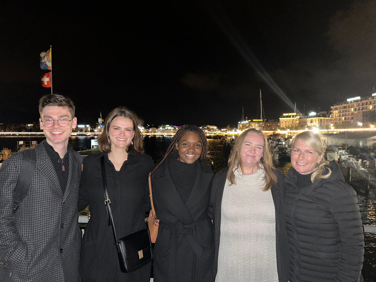 ErinHannah2's tweet photo. Involving students &amp; alumni in research is at the heart of what we do @kingsatwestern Connecting w our brilliant @kucalumni in Geneva: Ben Kitching @Clara_graha @VictoriaHinkson, @MaddiePaisley - was a joy! Lifelong relationships fostered through collaboration. #KingsCommunity https://t.co/4ArZGfr8Wi